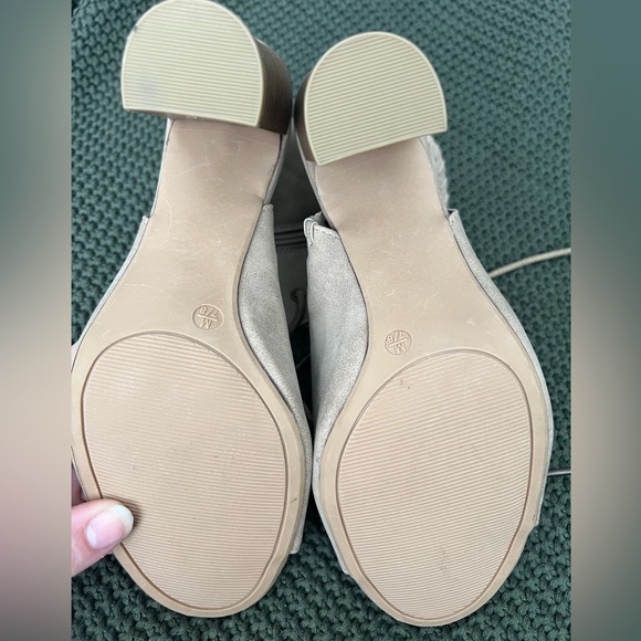 Rue 21 Lace Heels - Picture 4 of 4